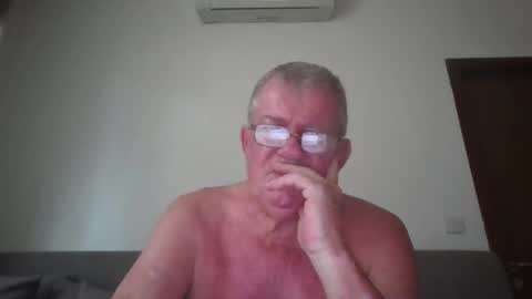 Snapshot of darwincock chatting on 05/22/26, 01:13 darwincock online show from 05/22/26, 01:13