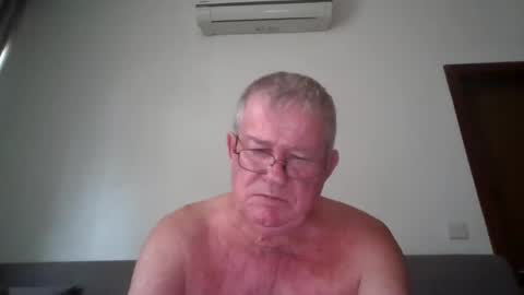 Snapshot of darwincock chatting on 05/27/26, 01:46 darwincock online show from 05/27/26, 01:46