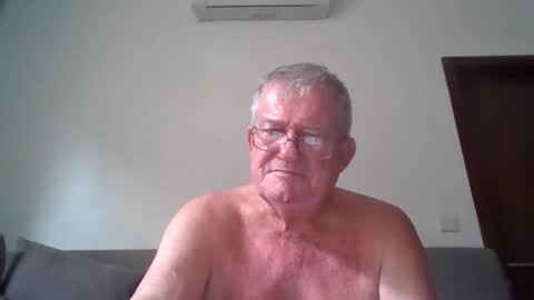 Snapshot of darwincock chatting on 06/05/26, 02:51 darwincock online show from 06/05/26, 02:51