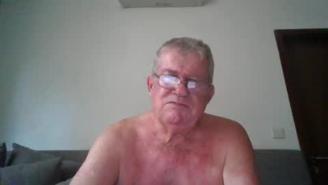 Snapshot of darwincock chatting on 06/13/26, 01:47 darwincock online show from 06/13/26, 01:47