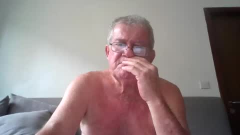 Snapshot of darwincock chatting on 06/15/26, 03:20 darwincock online show from 06/15/26, 03:20