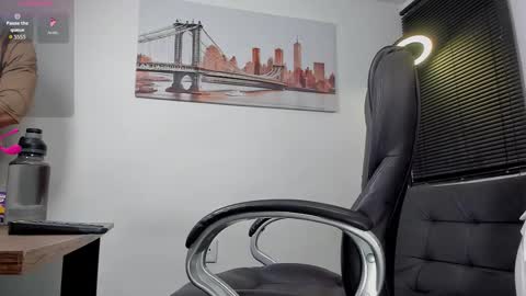 Dash online show from 09/22/25, 11:23