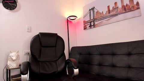 Dash online show from 11/24/25, 01:00