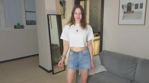 Snapshot of dasha_brown chatting on 04/03/26, 04:38 Dasha online show from 04/03/26, 04:38