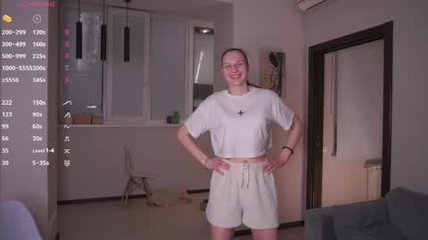 Snapshot of dasha_brown chatting on 04/15/26, 05:31 Dasha online show from 04/15/26, 05:31