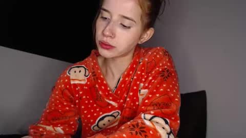 Dafne online show from 06/11/26, 02:33