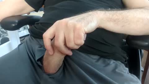 Snapshot of databass chatting on 11/14/25, 04:17 databass online show from 11/14/25, 04:17