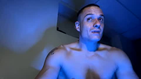 Snapshot of dave875126 chatting on 02/20/26, 06:37 dave875126 online show from 02/20/26, 06:37