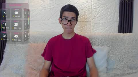 Snapshot of dave_925_ chatting on 03/31/26, 06:30 dave_925_ online show from 03/31/26, 06:30