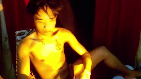 Snapshot of dave_boyyy chatting on 11/28/25, 07:22 dave_boyyy online show from 11/28/25, 07:22