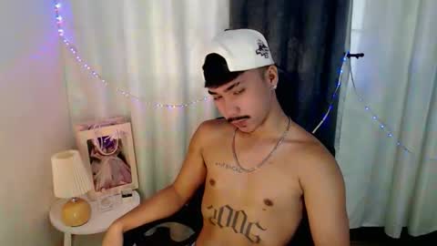 Snapshot of dave_cummers chatting on 03/18/26, 12:47 DAVE online show from 03/18/26, 12:47