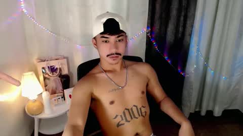 Snapshot of dave_cummers chatting on 03/22/26, 01:31 DAVE online show from 03/22/26, 01:31