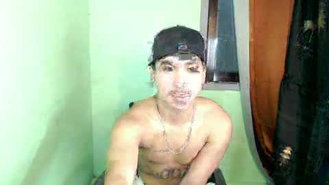 Snapshot of dave_cummers chatting on 06/30/26, 01:39 DAVE online show from 06/30/26, 01:39