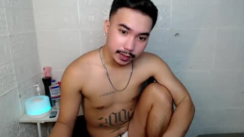 Snapshot of dave_cummers chatting on 07/15/26, 06:40 DAVE online show from 07/15/26, 06:40