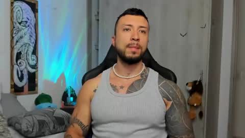 DAVE MAX online show from 01/02/25, 03:40