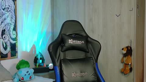 DAVE MAX online show from 02/02/25, 07:14