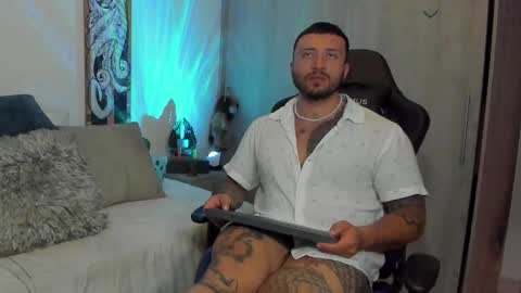 DAVE MAX online show from 02/24/25, 02:30