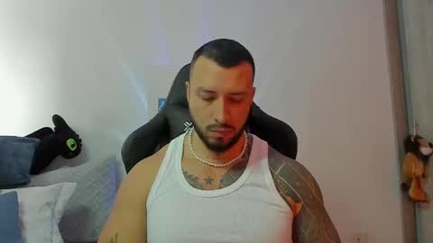 DAVE MAX online show from 10/01/25, 02:23