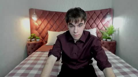 Snapshot of davebevy chatting on 03/27/26, 09:03 Dave online show from 03/27/26, 09:03