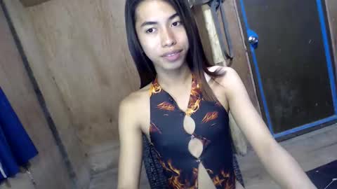 Snapshot of daveboyyy chatting on 03/23/26, 07:18 Scarlet thesexiest online show from 03/23/26, 07:18