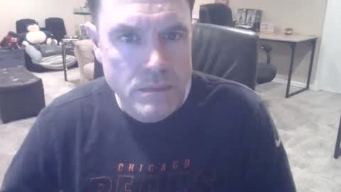 Snapshot of daved14u chatting on 01/19/26, 06:39 daved14u online show from 01/19/26, 06:39