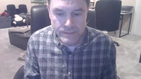 Snapshot of daved14u chatting on 03/21/26, 05:23 daved14u online show from 03/21/26, 05:23