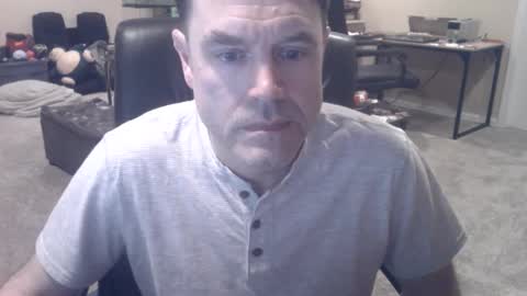 Snapshot of daved14u chatting on 04/13/26, 05:46 daved14u online show from 04/13/26, 05:46