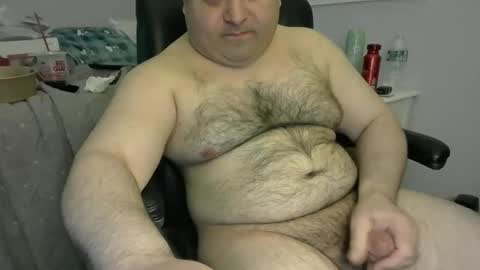 Snapshot of daveishorny1988 chatting on 04/19/26, 01:49 daveishorny1988 online show from 04/19/26, 01:49