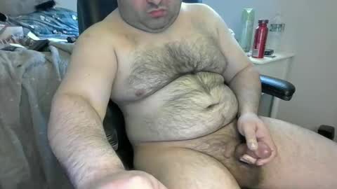 Snapshot of daveishorny1988 chatting on 04/28/26, 05:51 daveishorny1988 online show from 04/28/26, 05:51