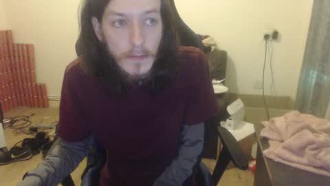 Snapshot of daver281197 chatting on 12/31/24, 08:23 dave online show from 12/31/24, 08:23