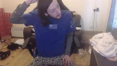 Snapshot of daver281197 chatting on 02/23/25, 02:25 dave online show from 02/23/25, 02:25