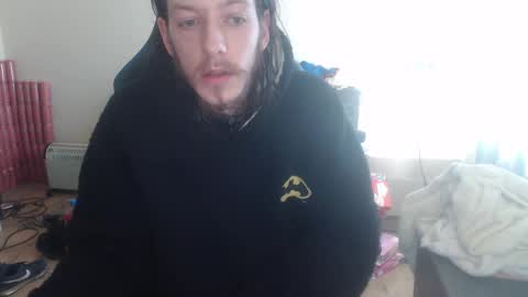 Snapshot of daver281197 chatting on 03/08/25, 02:19 dave online show from 03/08/25, 02:19