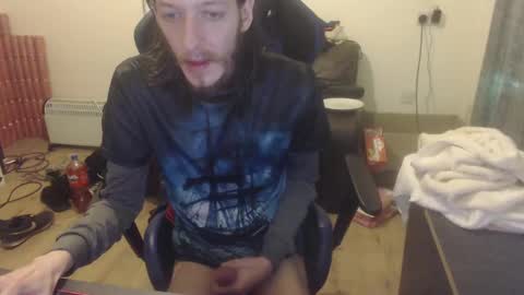 Snapshot of daver281197 chatting on 03/09/25, 12:00 dave online show from 03/09/25, 12:00