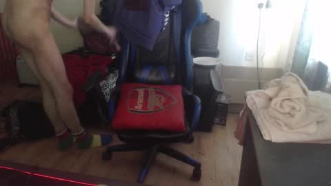 Snapshot of daver281197 chatting on 09/24/25, 07:55 dave online show from 09/24/25, 07:55