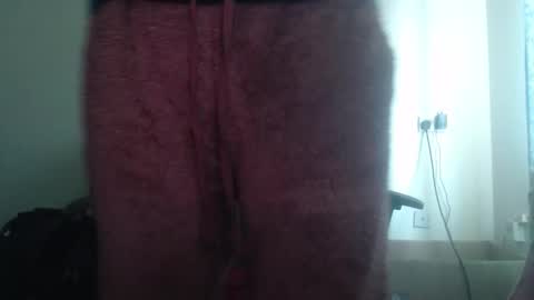 Snapshot of daver281197 chatting on 10/10/25, 10:47 dave online show from 10/10/25, 10:47