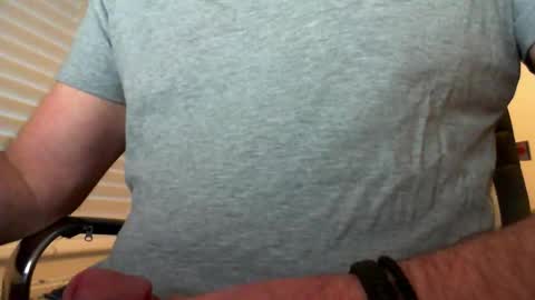 Snapshot of davesu12345 chatting on 11/24/25, 07:19 davesu12345 online show from 11/24/25, 07:19