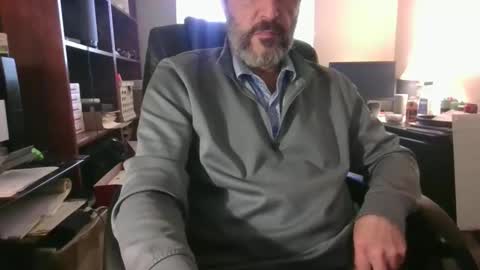 Snapshot of davethebooky chatting on 04/25/26, 06:05 Dave online show from 04/25/26, 06:05