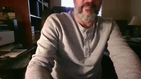 Snapshot of davethebooky chatting on 04/27/26, 09:57 Dave online show from 04/27/26, 09:57