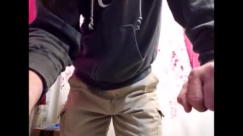 davey33_ online show from 04/17/26, 08:56