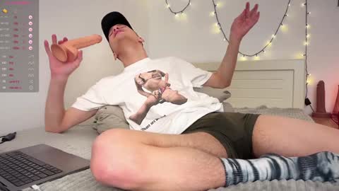 Davey online show from 02/07/25, 06:24