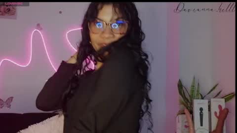 Snapshot of daviana_hill_ chatting on 05/12/26, 03:47 Davi online show from 05/12/26, 03:47