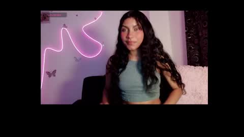 Snapshot of daviana_hill_ chatting on 05/24/26, 02:16 Davi online show from 05/24/26, 02:16