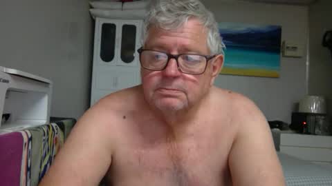 Snapshot of david290356 chatting on 04/21/26, 02:56 david290356 online show from 04/21/26, 02:56