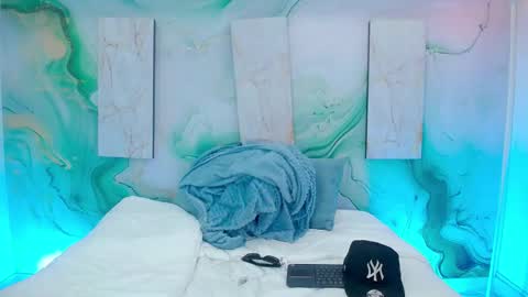 Snapshot of david_banks_ chatting on 03/15/26, 12:44 David online show from 03/15/26, 12:44