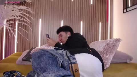 Snapshot of david_banks_ chatting on 03/18/26, 12:41 David online show from 03/18/26, 12:41