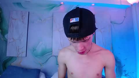 Snapshot of david_banks_ chatting on 03/26/26, 04:34 David online show from 03/26/26, 04:34