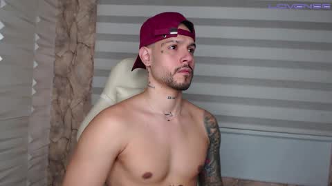 David col11 online show from 12/15/25, 01:04