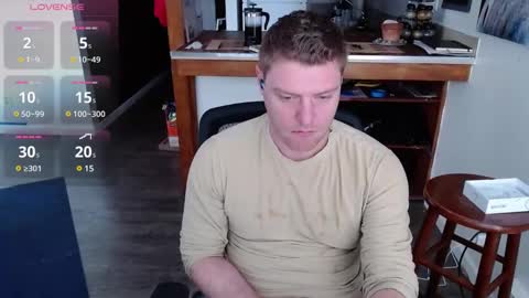 Snapshot of david_dixon1990 chatting on 02/26/25, 09:16 David online show from 02/26/25, 09:16