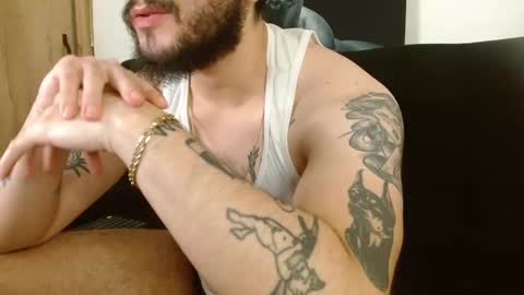 Snapshot of david_franco1 chatting on 10/28/25, 11:29 Twitter davidsanctum online show from 10/28/25, 11:29