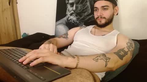 Twitter davidsanctum online show from 01/16/26, 06:17